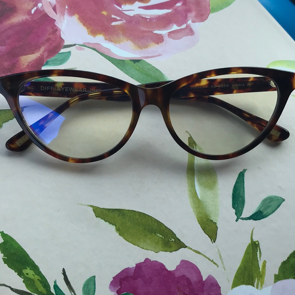 Diff Eyewear Glasses with blue light blocking